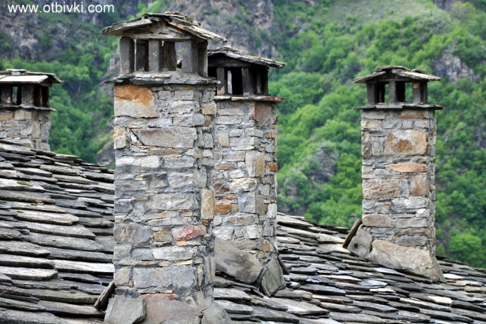 Каменни комини